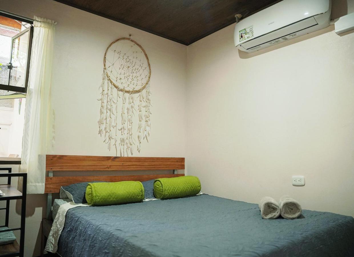 Apartamentos Y Studios Brisas Del Mar Santa Teresa Playa Santa Teresa  Eksteriør billede
