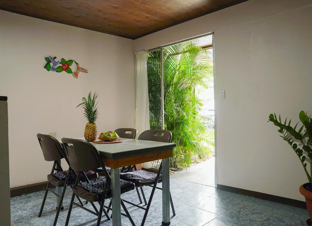 Apartamentos Y Studios Brisas Del Mar Santa Teresa Playa Santa Teresa  Eksteriør billede